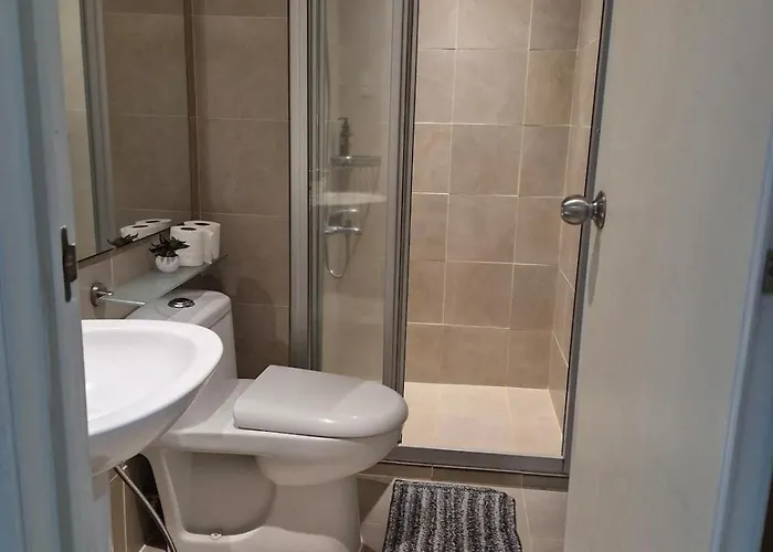 New 1br In Makati Near Royal Club & Rooftop Bars Apartamento Manila