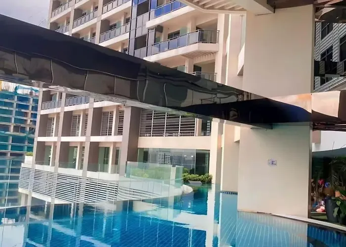 Apartamento New 1br In Makati Near Royal Club & Rooftop Bars