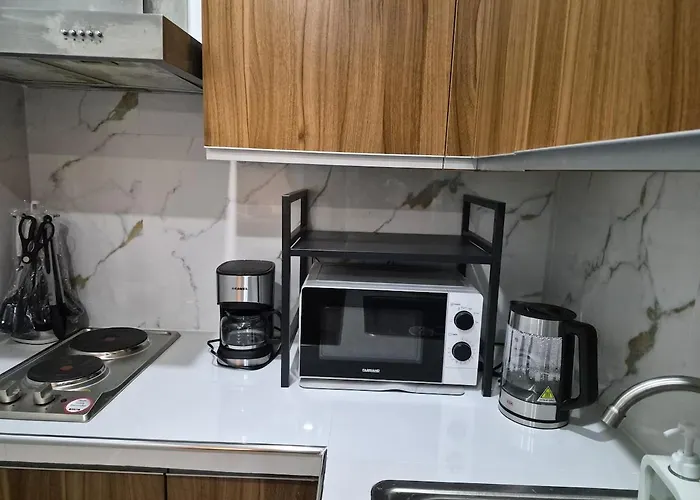Apartamento New 1br In Makati Near Royal Club & Rooftop Bars Manila