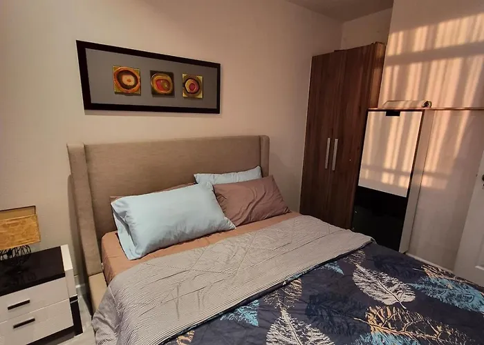 New 1br In Makati Near Royal Club & Rooftop Bars * Manila