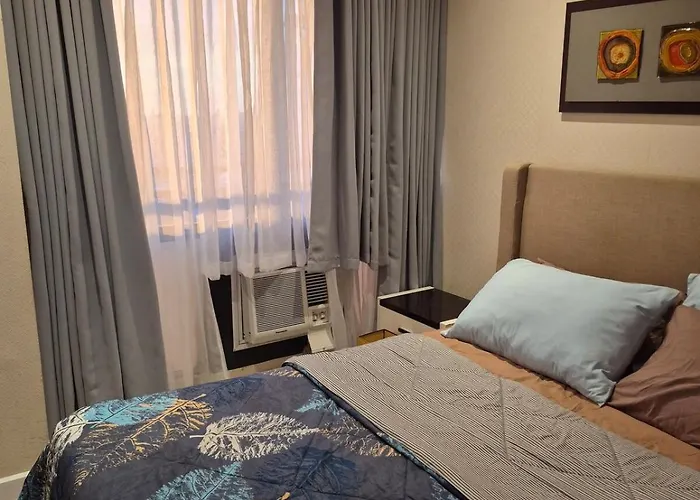 New 1br In Makati Near Royal Club & Rooftop Bars Manila